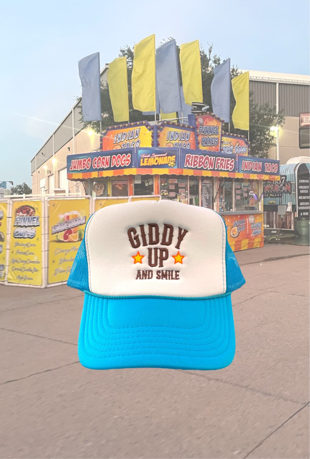 GIDDY UP AND SMILE Trucker Hat⭐️
