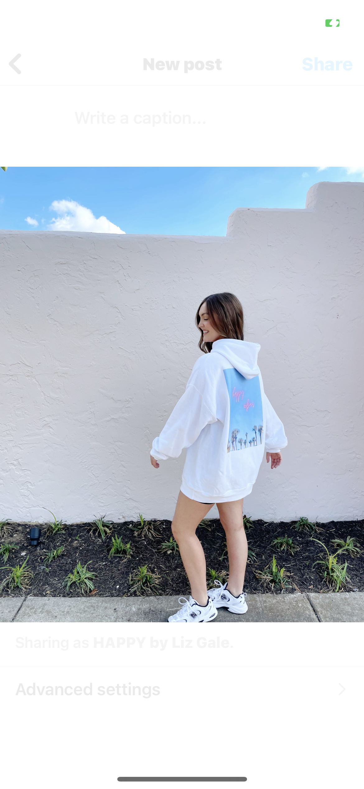 HAPPY VIBES Beach Hoodie