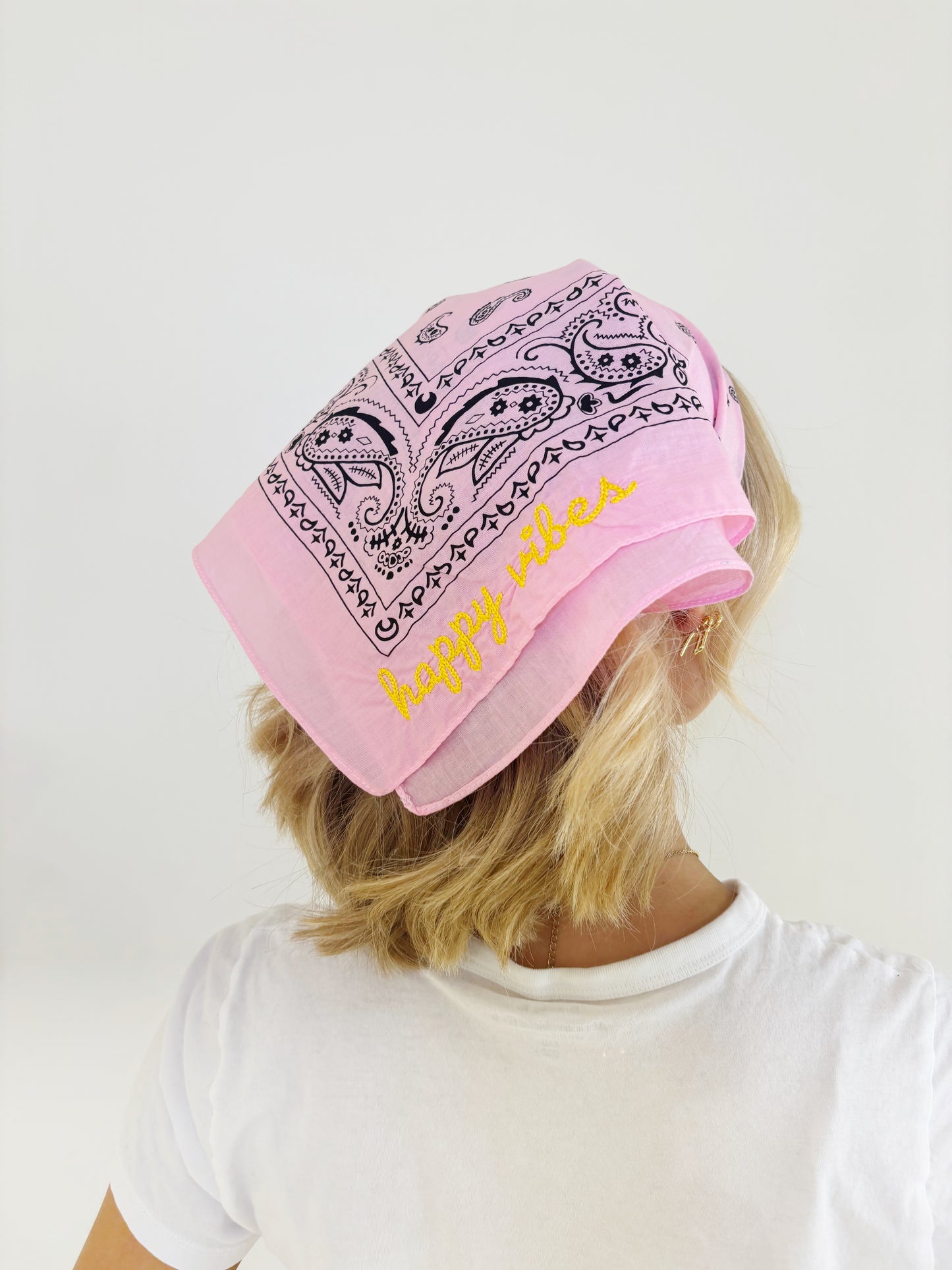 HAPPY VIBES Bandana